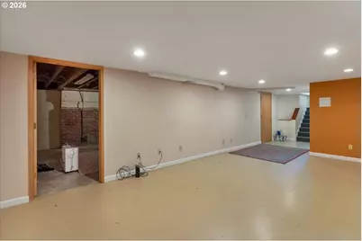 1970 Maple Ave NE, Salem, OR 97301 - Photo 39