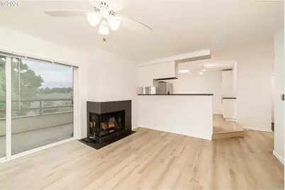 5150 S Landing Dr #312B2, Portland, OR 97239 - Photo 9