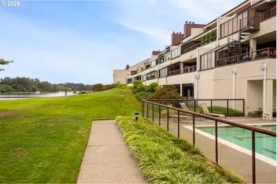 5150 S Landing Dr #312B2, Portland, OR 97239 - Photo 21