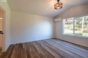 30302 Driftwood Dr, Gold Beach, OR 97444 - Photo 15