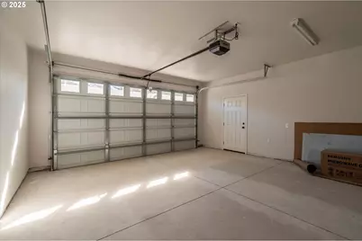 30302 Driftwood Dr, Gold Beach, OR 97444 - Photo 21