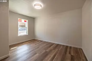 30302 Driftwood Dr, Gold Beach, OR 97444 - Photo 19