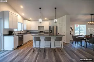 30302 Driftwood Dr, Gold Beach, OR 97444 - Photo 13