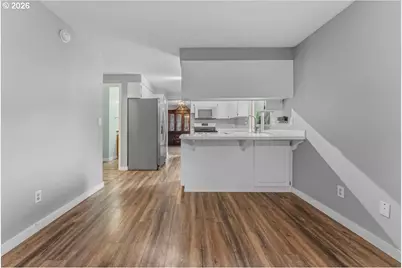11876 SW Morning Hill Dr, Tigard, OR 97223 - Photo 17