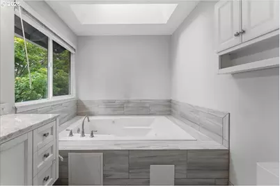 11876 SW Morning Hill Dr, Tigard, OR 97223 - Photo 23