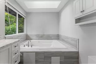 11876 SW Morning Hill Dr, Tigard, OR 97223 - Photo 23