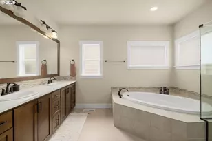 16749 SW Birdsong St, Beaverton, OR 97007 - Photo 31