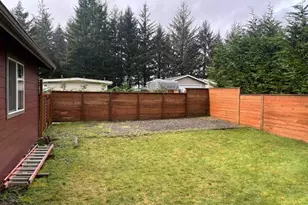 5147 Hilltop Dr, Florence, OR 97439 - Photo 37