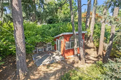 2362 Charnelton St, Eugene, OR 97405 - Photo 43