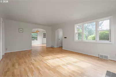2362 Charnelton St, Eugene, OR 97405 - Photo 7