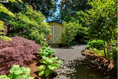 3185 Kevington Ave, Eugene, OR 97405 - Photo 43