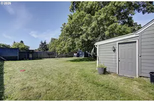 779 Washington St, Woodland, WA 98674 - Photo 17