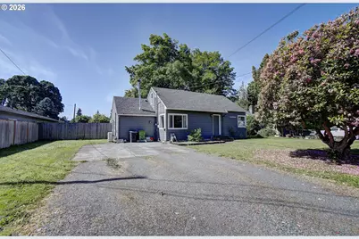 779 Washington St, Woodland, WA 98674 - Photo 1