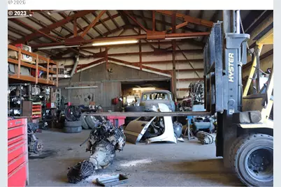 17308 Highway 99E, Hubbard, OR 97032 - Photo 5