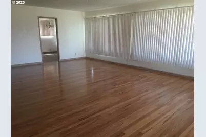 4428 SE 42 Ave, Portland, OR 97206 - Photo 3