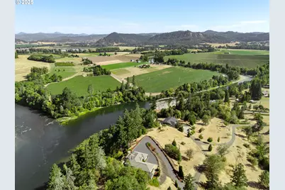 790 Tranquil Ln, Roseburg, OR 97471 - Photo 47