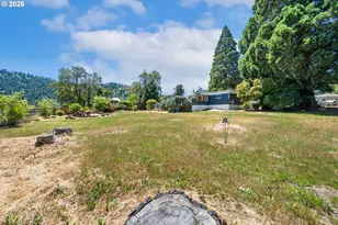 600 SE Edgewood St, Winston, OR 97496 - Photo 31
