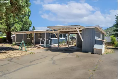 600 SE Edgewood St, Winston, OR 97496 - Photo 1