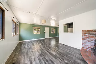 600 SE Edgewood St, Winston, OR 97496 - Photo 9
