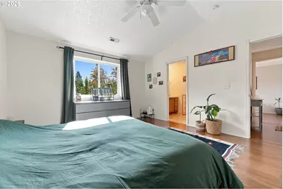 10016 N Polk Ave, Portland, OR 97203 - Photo 19