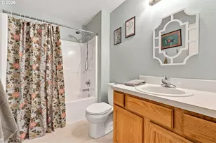 10016 N Polk Ave, Portland, OR 97203 - Photo 23
