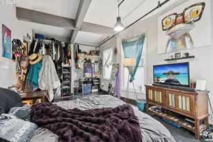 821 NW 16th Ave, Portland, OR 97209 - Photo 37