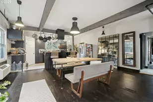 821 NW 16th Ave, Portland, OR 97209 - Photo 23