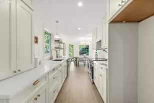 10618 SW Garden Park Pl, Portland, OR 97223 - Photo 19