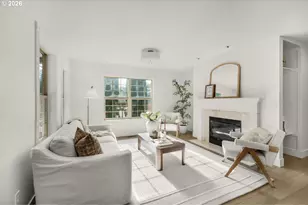 10618 SW Garden Park Pl, Portland, OR 97223 - Photo 7