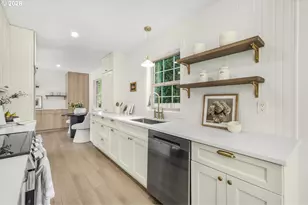 10618 SW Garden Park Pl, Portland, OR 97223 - Photo 17