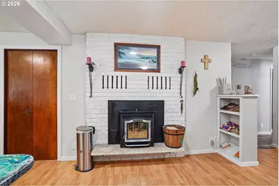 103 N 21st Ave, Kelso, WA 98626 - Photo 9