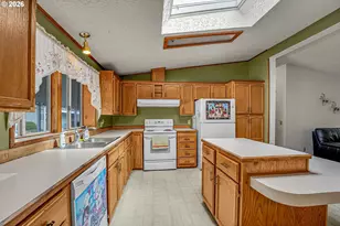 51527 SE Oak Grove Dr, Scappoose, OR 97056 - Photo 13