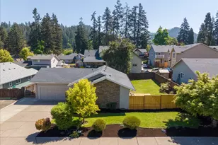945 S 55th Pl, Springfield, OR 97478 - Photo 35
