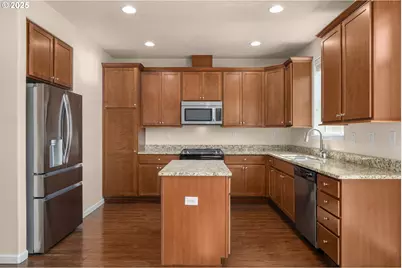 11002 SW Sage Ter, Portland, OR 97223 - Photo 13