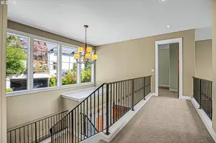 730 SW Menefee Ln, Portland, OR 97239 - Photo 29