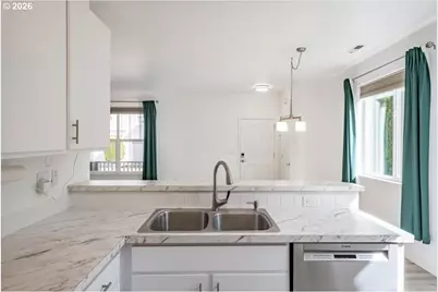 512 NW Celtis Ln, Hillsboro, OR 97124 - Photo 15