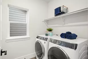 18332 SW Alderwood Dr, Beaverton, OR 97003 - Photo 19