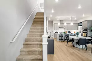 18332 SW Alderwood Dr, Beaverton, OR 97003 - Photo 9