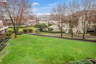 5250 S Landing Dr, Portland, OR 97239 - Photo 23