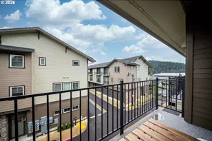 12043 SE High Creek Rd, Happy Valley, OR 97086 - Photo 17