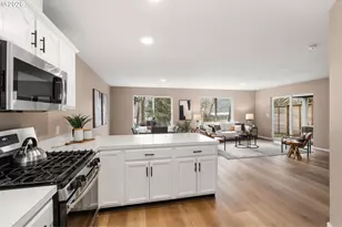 8910 N Edison St N, Portland, OR 97203 - Photo 15