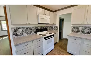 1445 W 11th Ave, Eugene, OR 97402 - Photo 13