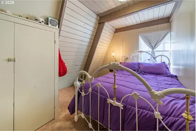1556 NW 25th St, Lincoln City, OR 97367 - Photo 19