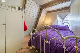 1556 NW 25th St, Lincoln City, OR 97367 - Photo 19