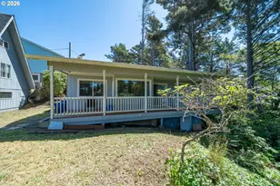 1556 NW 25th St, Lincoln City, OR 97367 - Photo 9