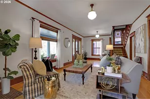 2406 NE Halsey St, Portland, OR 97232 - Photo 9