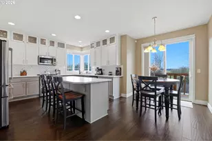 2319 N Roger Smith Dr, Newberg, OR 97132 - Photo 9