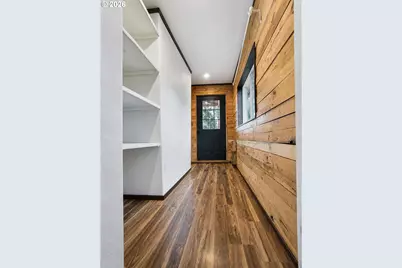 10316 SE Liebe St, Portland, OR 97266 - Photo 11