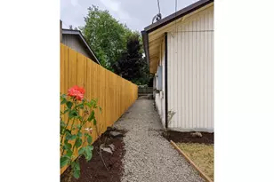 10316 SE Liebe St, Portland, OR 97266 - Photo 17