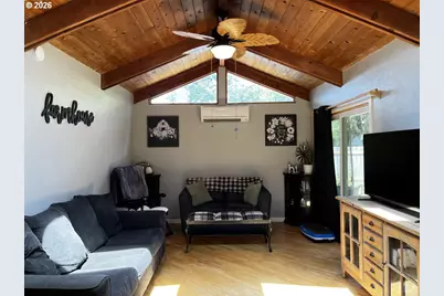 2045 19th St, Florence, OR 97439 - Photo 33